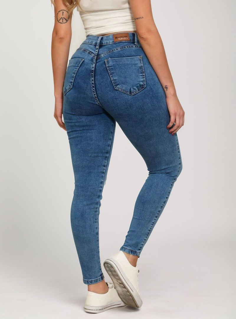 Calça Jeans Lavagem Média Com Elastano Cintura Alta