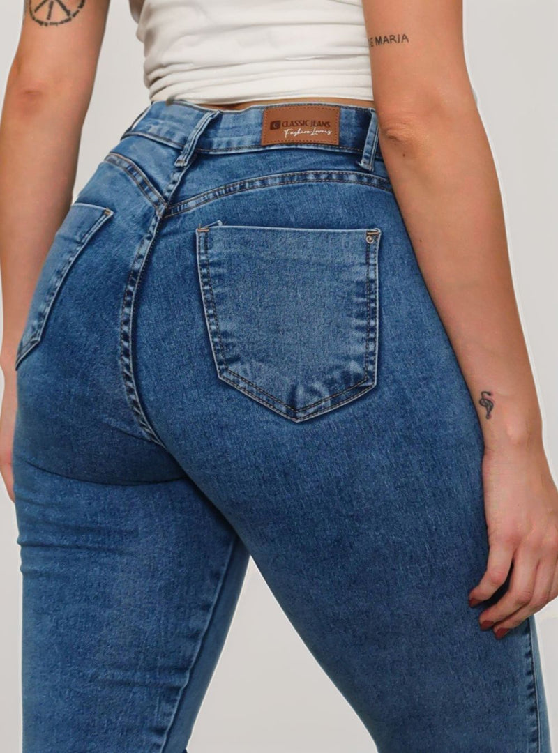 Calça Jeans Lavagem Média Com Elastano Cintura Alta