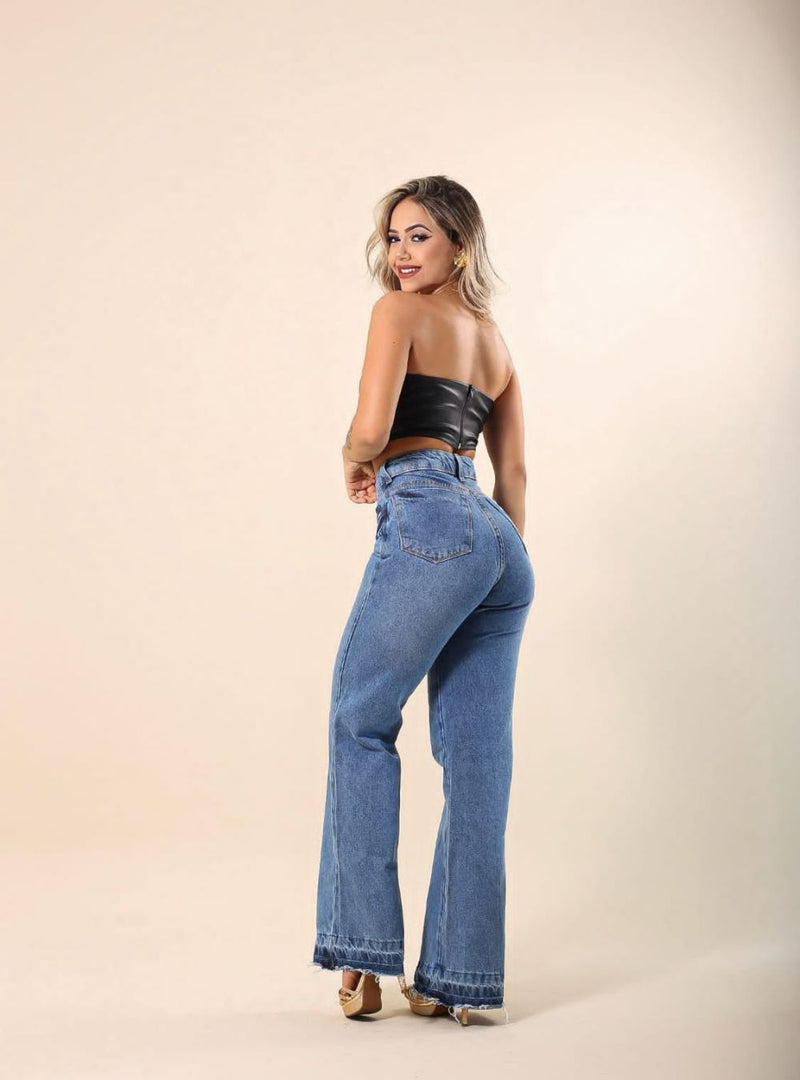 Calça Jeans Wide Leg Detalhe Na Barra